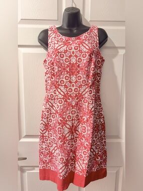 Just Taylor Pink Pattern Dress
Size 10 • Effortless Summer Style”